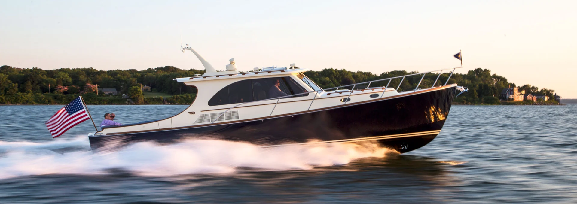 hinckley-experience-nantucket-hinckley-docktail
