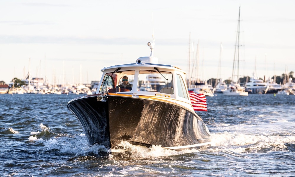 Picnic Boat 37
