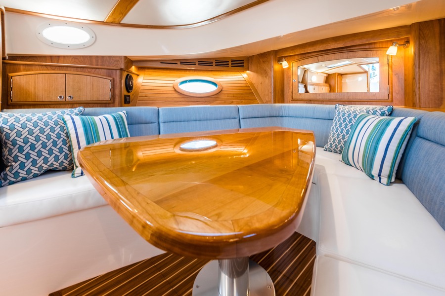 Picnic Boat 40