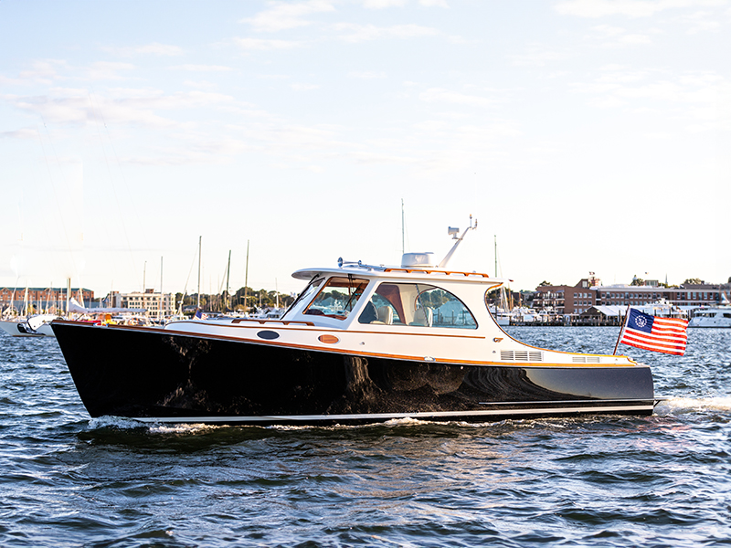 Picnic Boat 37