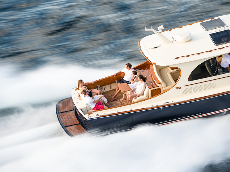 Picnic Boat 40